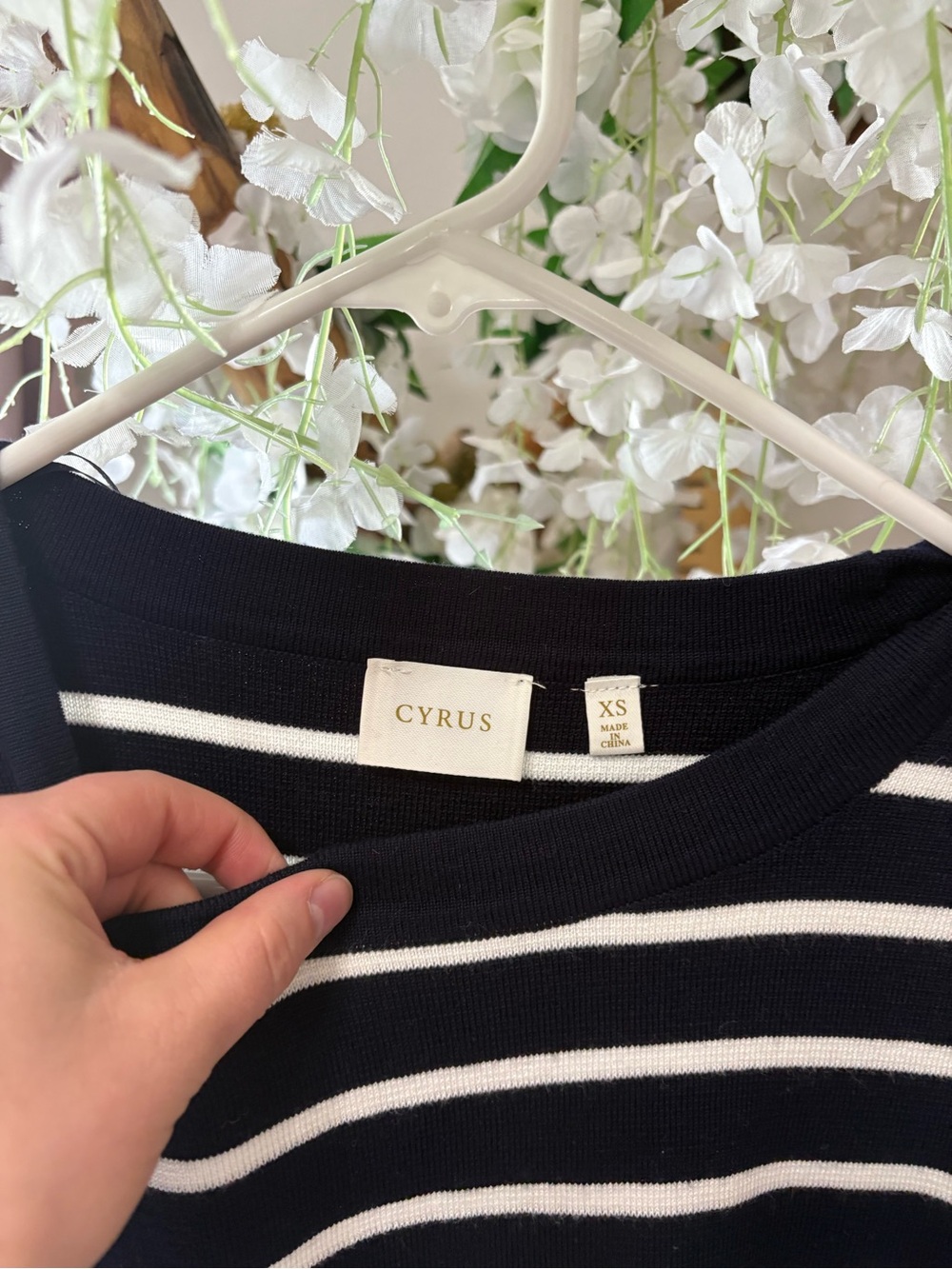 Cyrus Navy and White Striped Sleeveless Tank - Picture 4 of 6